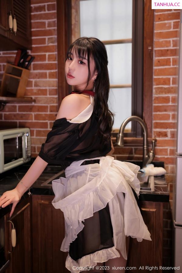 tina_甜仔  [XiuRen]高清写真图 2023.02.23 No.6310 tina_甜仔 女仆服美臀第35张图片